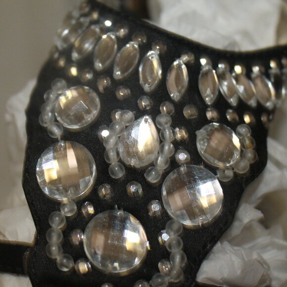 Gorgeous Rhinestone Crystal Flat Gladiator Sandals Sz 4 - Picture 7 of 7